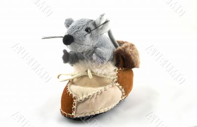 grey toy mouse