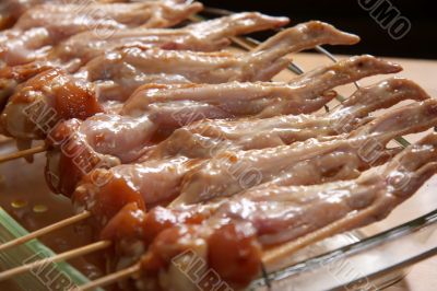 Raw chicken wings