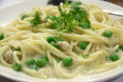Pasta with peas