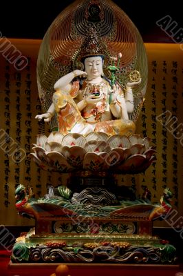 Golden buddha statue