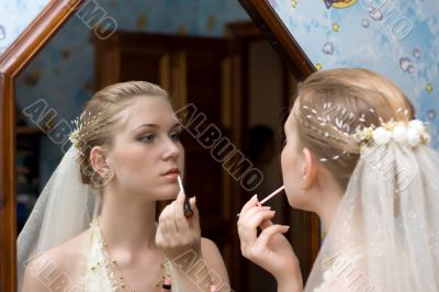 Make-up of the bride