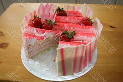 Strawberry cake