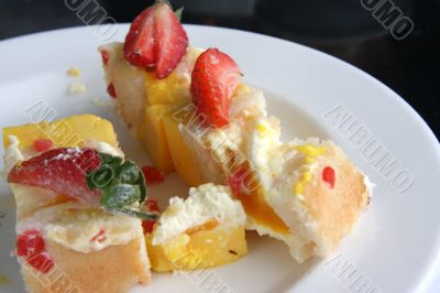 Mango cake