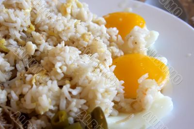 Fried rice and eggs
