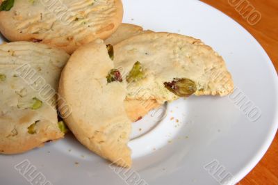 Pistachio cookies