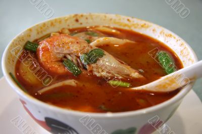 Spicy thomyam soup