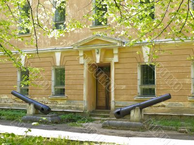 Entrance with canons