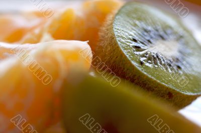 Kiwi and Clementine Tangerines