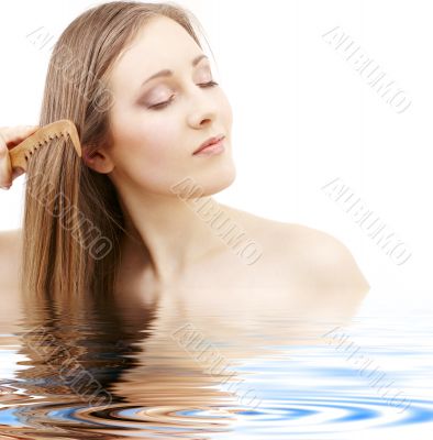 combing beauty