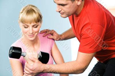  Assisting
