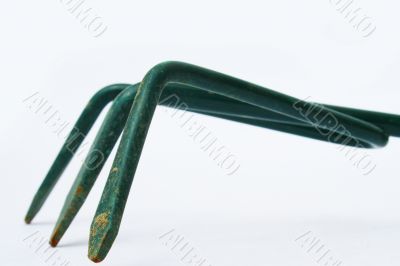 Hand cultivator