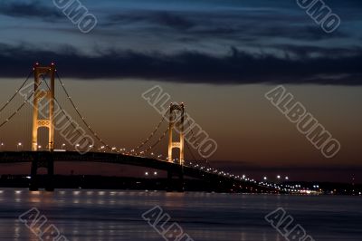 mackinaw night