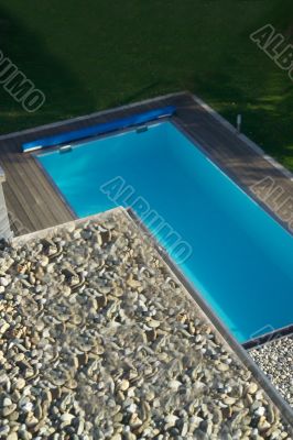 pool and roof with grit