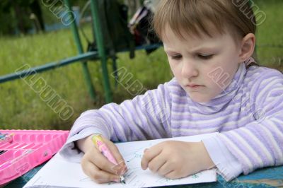 drawing girl