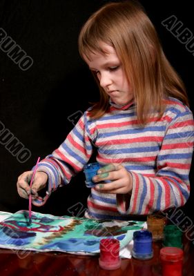 drawing girl
