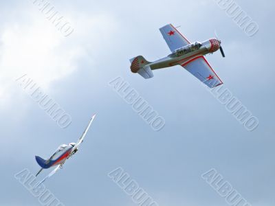 airplanes