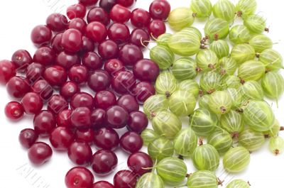 gooseberries with cherries