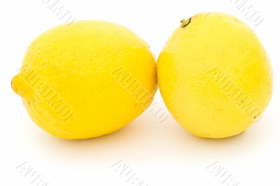 juicy yellow lemons