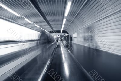 airport moving escalator