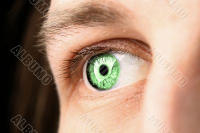green eye