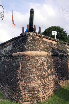 Gun and fort