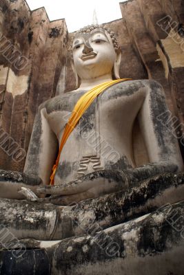 Big sitting Buddhga in wat Si Chum, old Sukhotai, Thailand