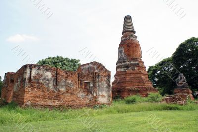 Brick stupa and ruins