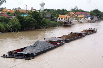 Boat and buddhist wat