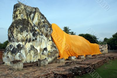 Buddha in at Lokaya Suttha