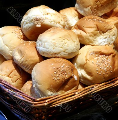 Dinner rolls
