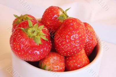 Fresh whole strawberries
