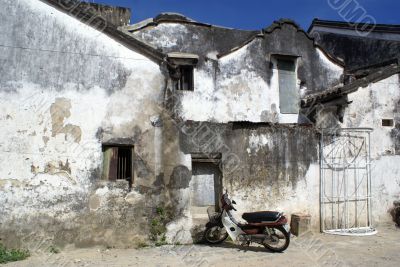 Bike, house and street