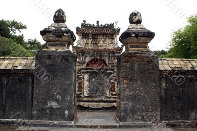 Gate