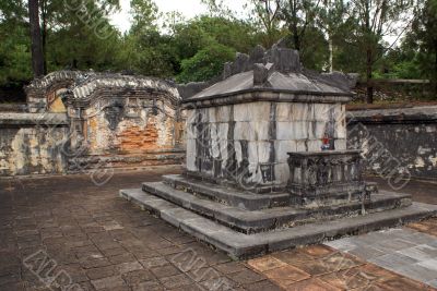 Walls and tomb