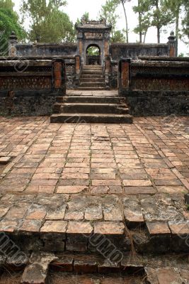 Gate