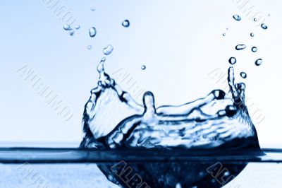 colossally blue watersplash