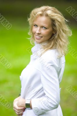 smilling blonde woman