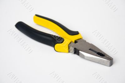 Pliers