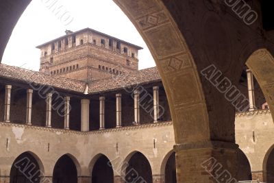 Castle of Pandino: the court