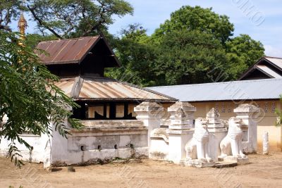 Lions and temple