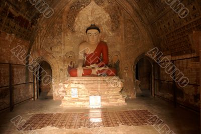 Buddha in red