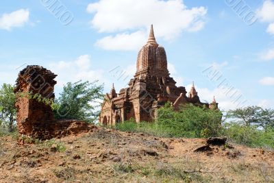 Brick stupa and ruins