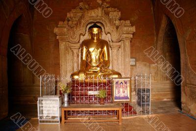 Sitting Buddha