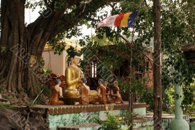 Buddha and pupils