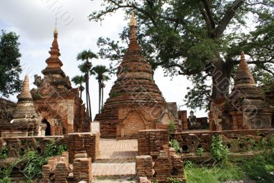 Brick stupas