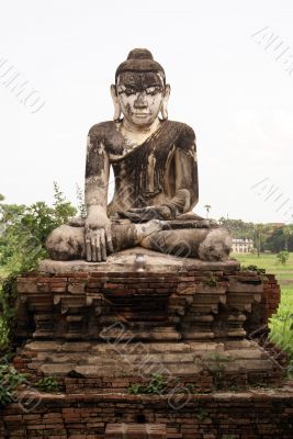 Sitting Buddha in Inwa