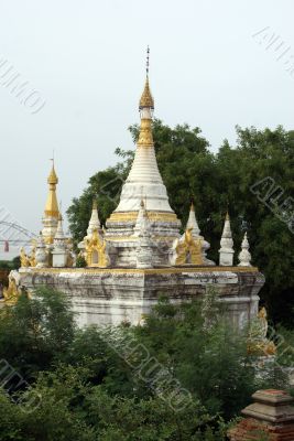 Pagoda in Maha Aungmye Bonzan