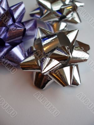 ribbon bows