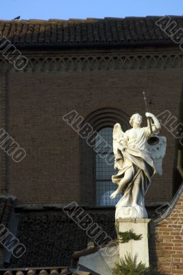 Cremona, statue of the Cathedral