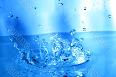 blue water splash